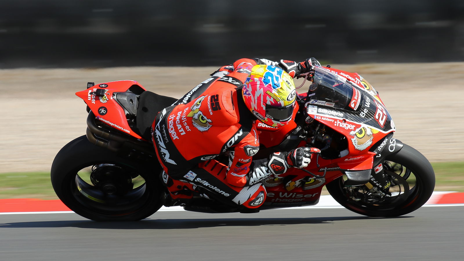 Brookes closes BSB championship gap to Redding with win